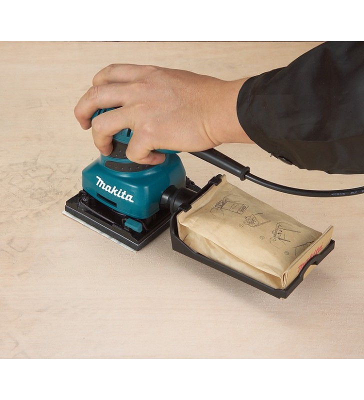 Makita - BO4555K - Ponceuse 112x102mm 200W