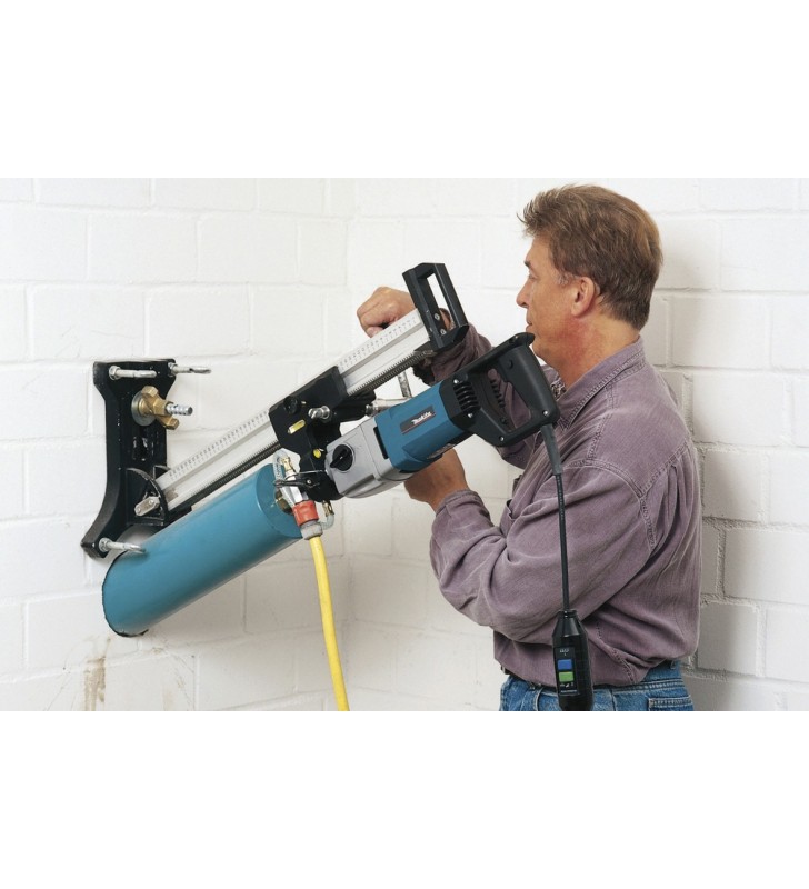 Makita - DBM131W - Carotteuse diamant 1700W