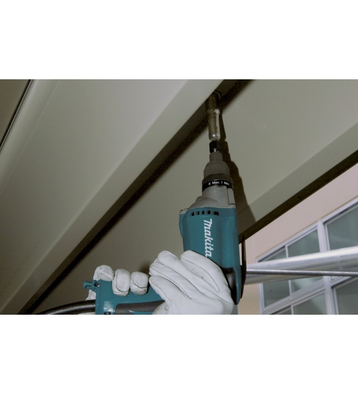 Makita - FS2701K - Visseuse à réglage de couple 570W