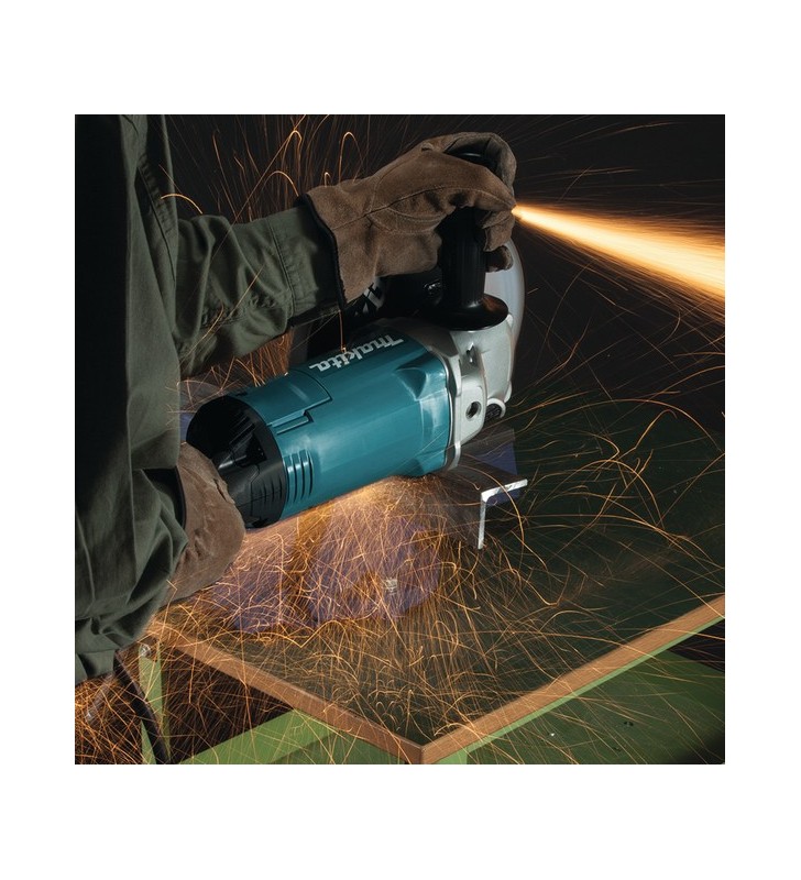 Makita - GA7060 - Meuleuse 180mm 2200W