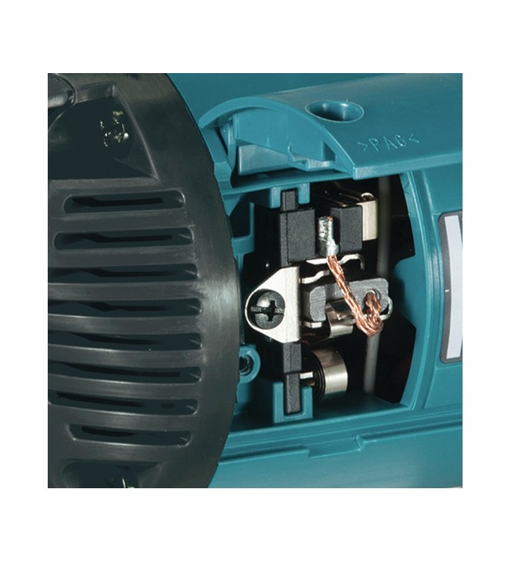 Makita - GA7060 - Meuleuse 180mm 2200W
