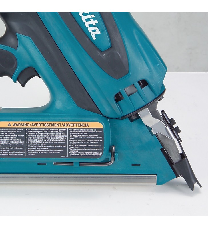Makita - GN900SE - Cloueur à gaz pour clous de construction