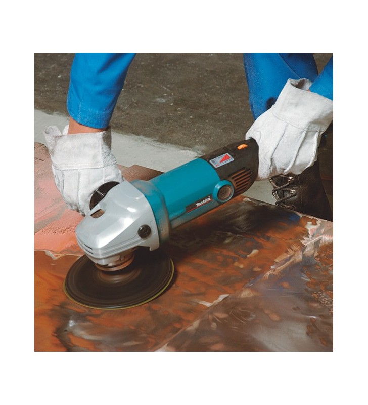 Makita - SA7000C - Ponceuse d'angle 180mm 1600W
