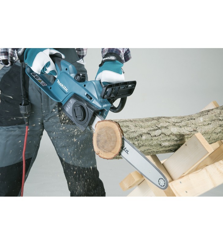 Makita - UC4041A - Tronçonneuse électrique 40cm 1800W