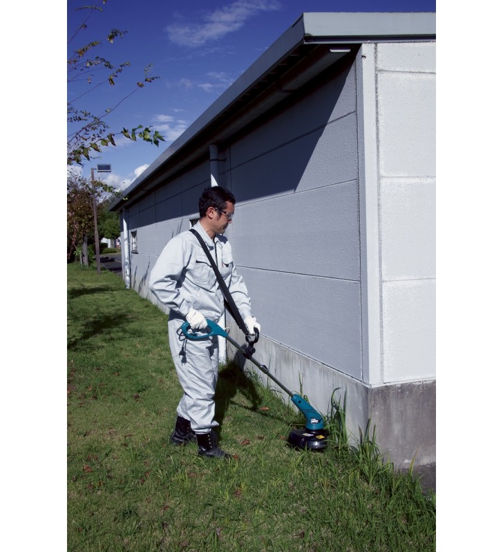 Makita - UR3000 - Taille-herbe 450W