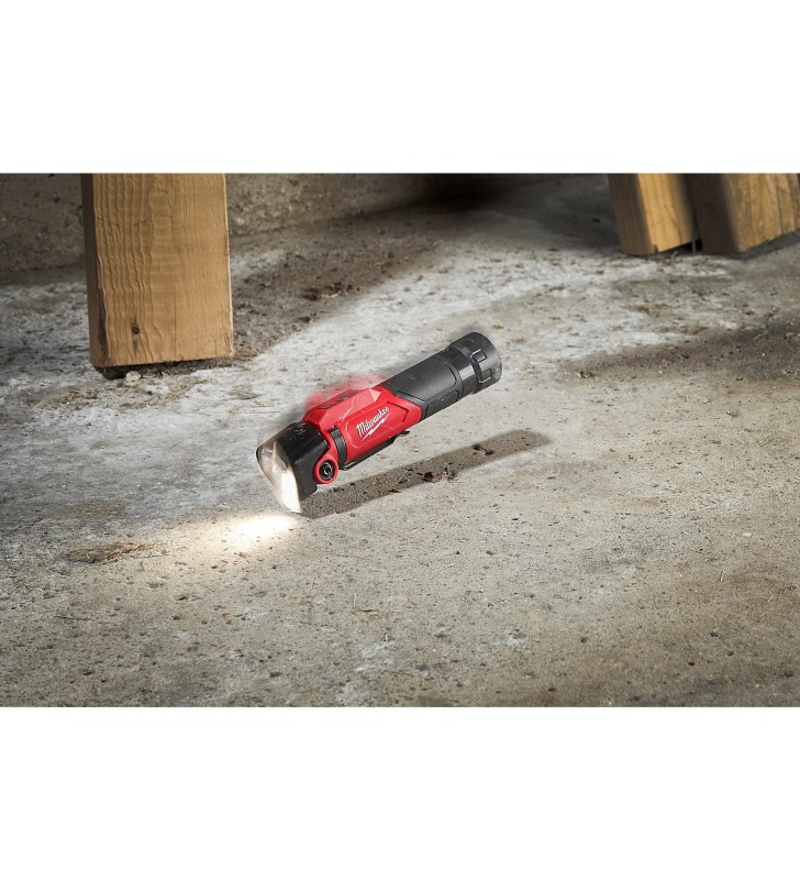 Milwaukee - 4933479765 - Lampe de poche à tête pivotante USB