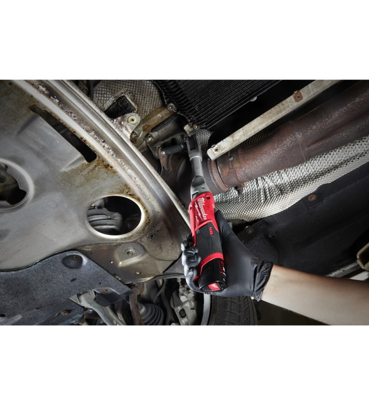 Milwaukee - 4933471500 - M12 FUEL™ Clé à cliquet à col allongé ⅜″