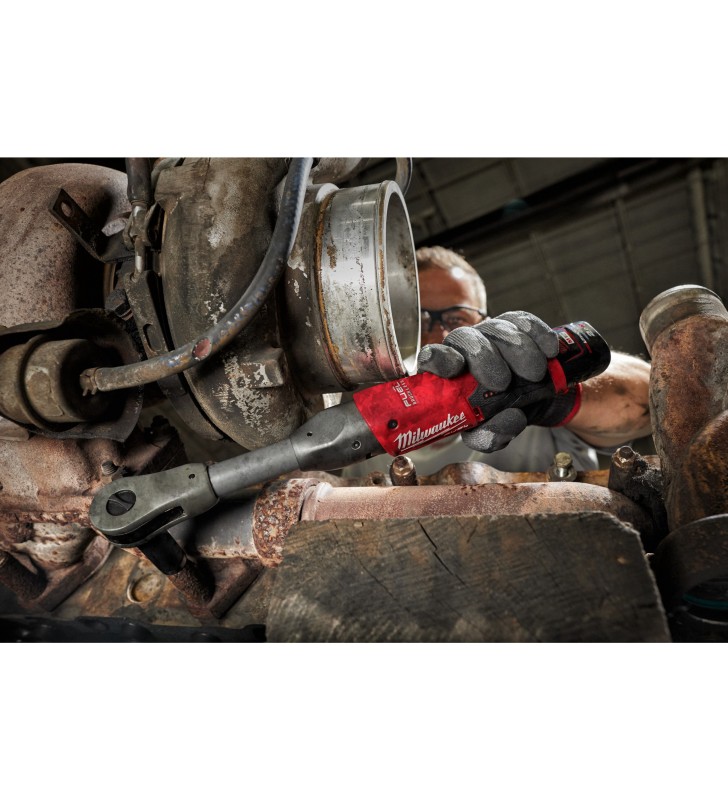 Milwaukee - 4933471500 - M12 FUEL™ Clé à cliquet à col allongé ⅜″