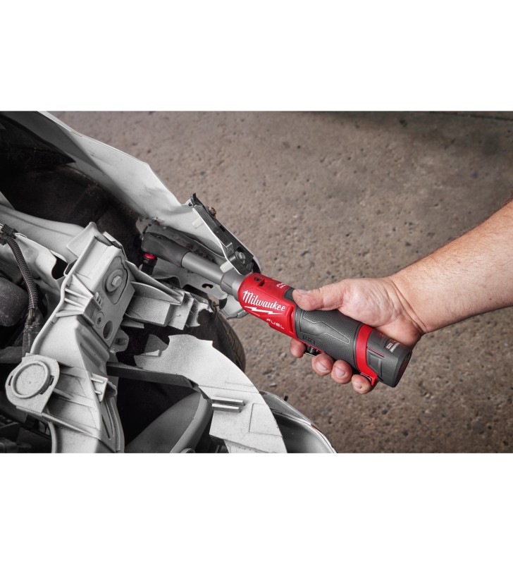Milwaukee - 4933480791 - M12 FUEL™ CLÉ À CLIQUET À COL ALLONGÉ 3/8″