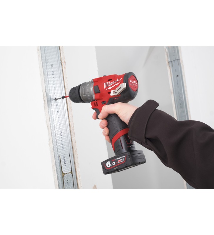 Milwaukee - 4933464135 - M12 FUEL™ Perceuse à percussion 6 en 1 avec mandrins amovibles