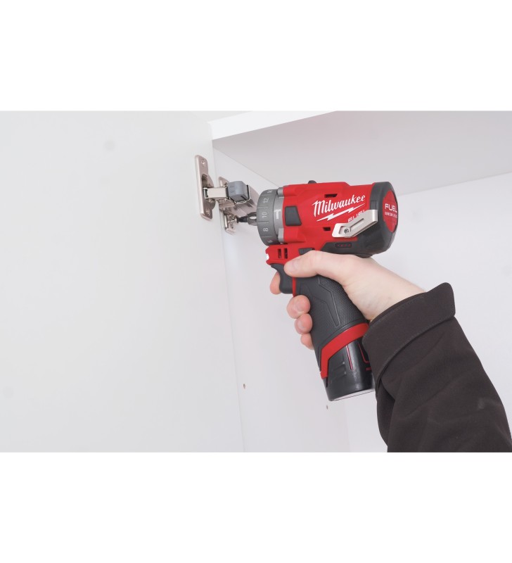 Milwaukee - 4933464136 - M12 FUEL™ Perceuse à percussion 6 en 1 avec mandrins amovibles