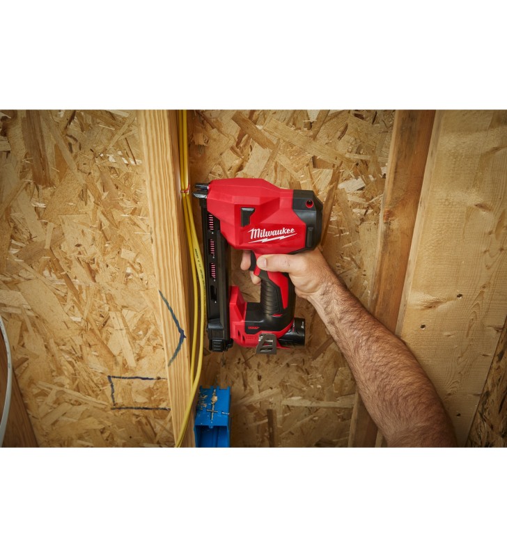 Milwaukee - 4933480488 - M12™ AGRAFEUSE COMPACTE ÉLECTRICIEN