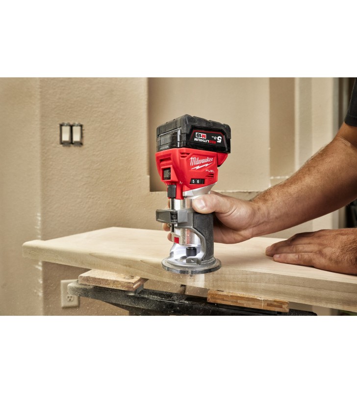 Milwaukee - 4933479073 - M18 FUEL™ Affleureuse 6 & 8 mm