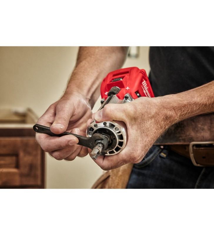 Milwaukee - 4933479073 - M18 FUEL™ Affleureuse 6 & 8 mm