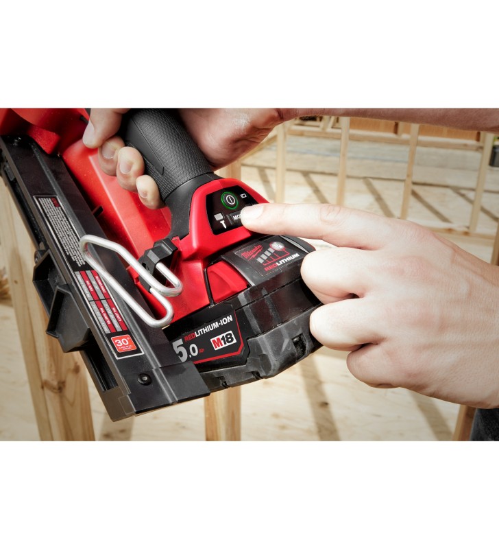 Milwaukee - 4933471406 - M18 FUEL™ Cloueur de Charpente 34°