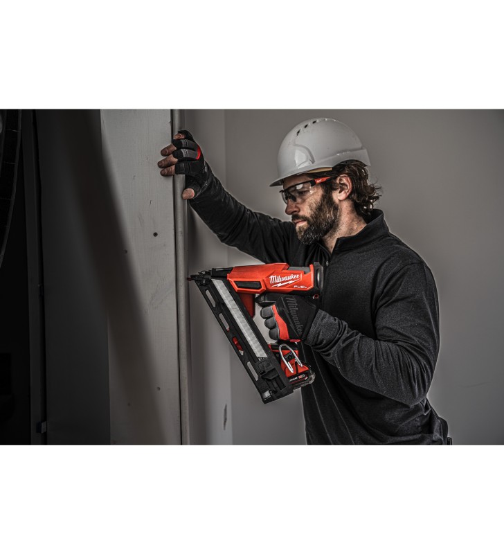 Milwaukee - 4933478091 - M18 FUEL™ CLOUEUR DE FINITION 34° CALIBRE 15