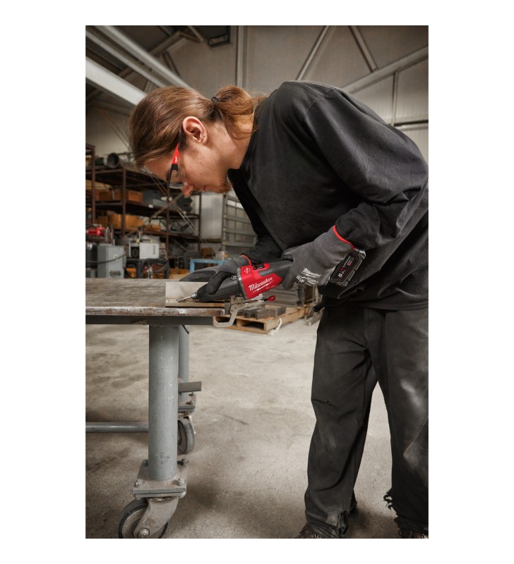 Milwaukee - 4933480953 - M18 FUEL™ Meuleuse droite avec interrupteur coulissant