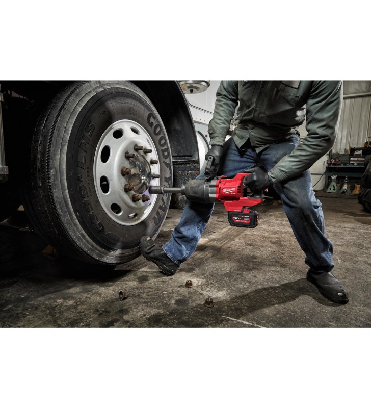 Milwaukee - 4933471756 - M18 FUEL™ ONE-KEY™ Boulonneuse 1″ à poignée D et nez long avec fixation O'Ring