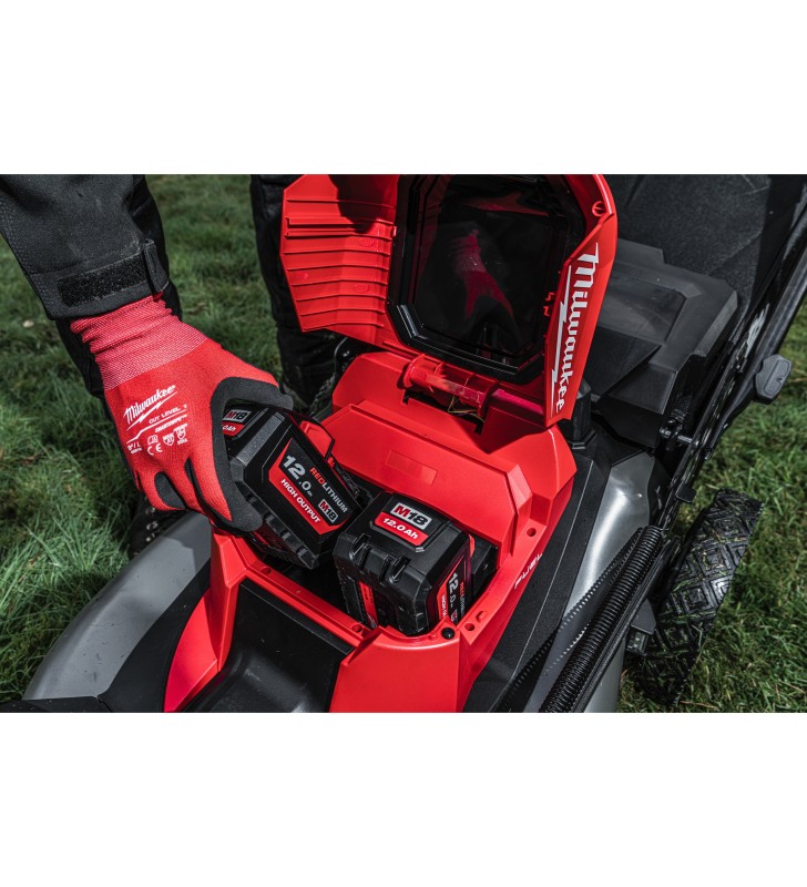 Milwaukee - 4933479584 - M18 FUEL™ Tondeuse à gazon autotractée 53 cm à double batterie