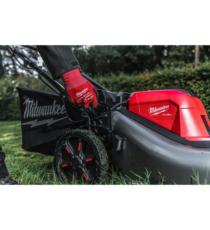 Milwaukee - 4933479584 - M18 FUEL™ Tondeuse à gazon autotractée 53 cm à double batterie
