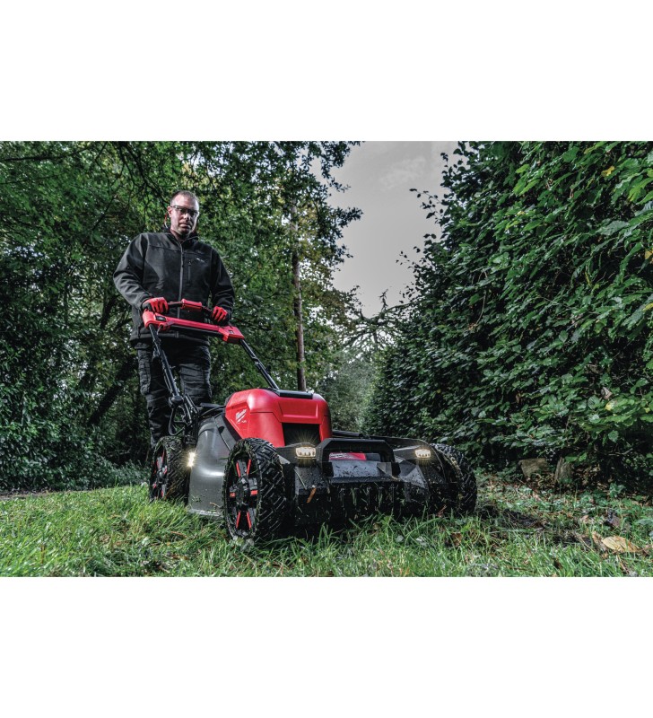 Milwaukee - 4933479585 - M18 FUEL™ Tondeuse à gazon autotractée 53 cm à double batterie