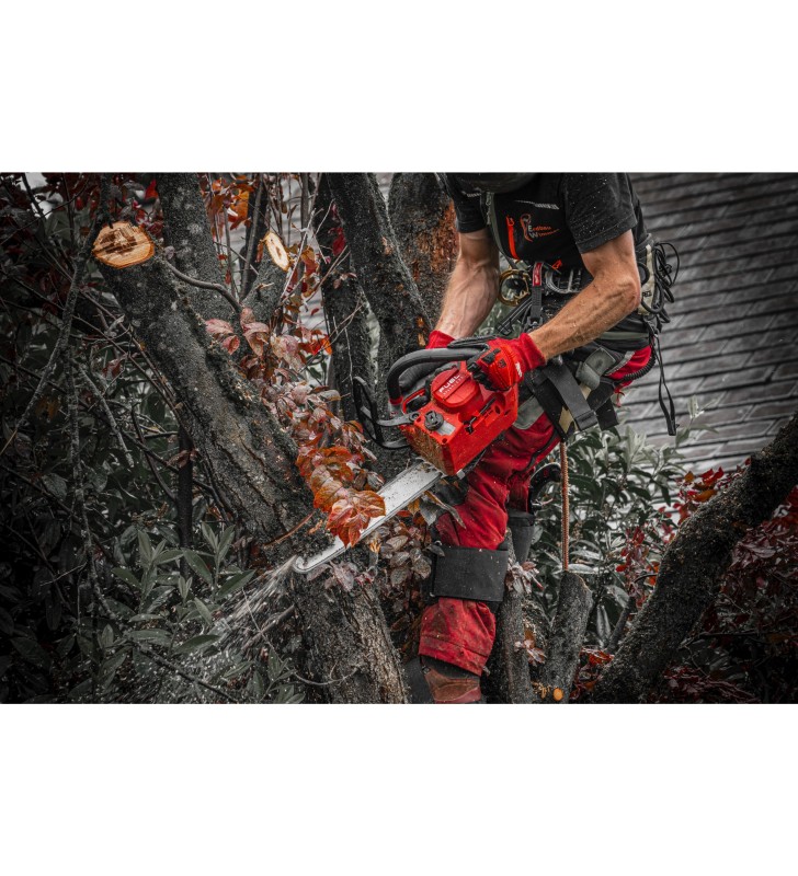 Milwaukee - 4933479586 - M18 FUEL™ Tronçonneuse d'élagage 30 cm
