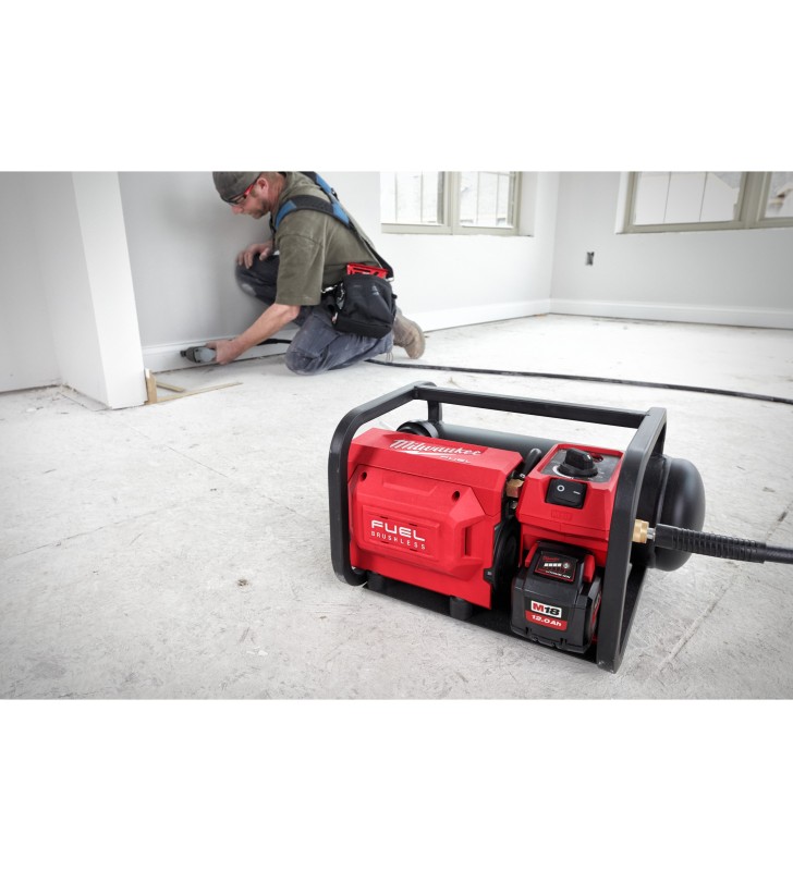 Milwaukee - 4933472166 - M18 FUEL™Compresseur de chantier