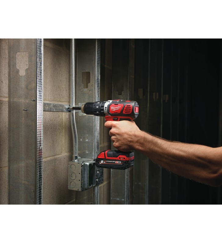 Milwaukee - 4933443515 - M18™ Perceuse à percussion compacte