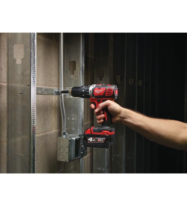 Milwaukee - 4933448360 - M18™ Perceuse à percussion compacte