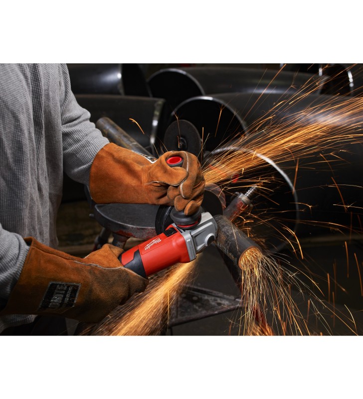 Milwaukee - 4933459165 - Meuleuse 1550 W avec AVS