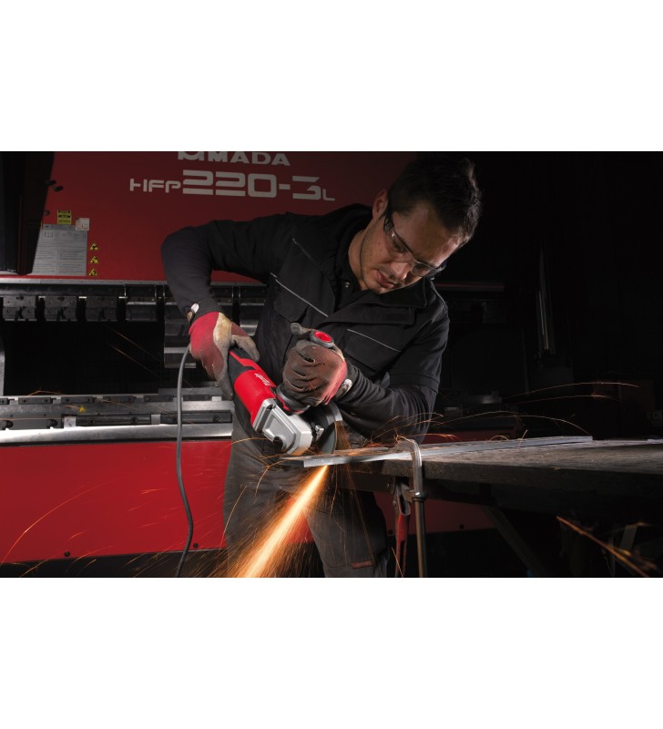 Milwaukee - 4933459165 - Meuleuse 1550 W avec AVS