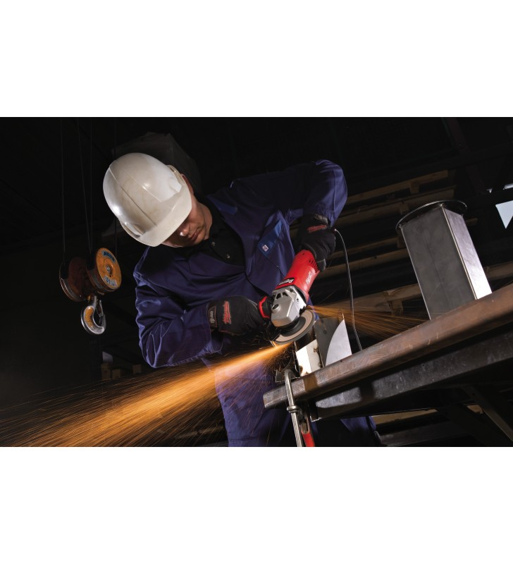 Milwaukee - 4933455140 - Meuleuse 1750 W avec AVS