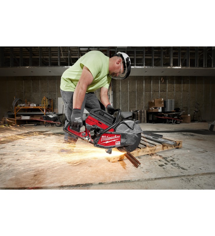 Milwaukee - 4933464881 - MX FUEL™ DECOUPEUSE BETON 350 MM