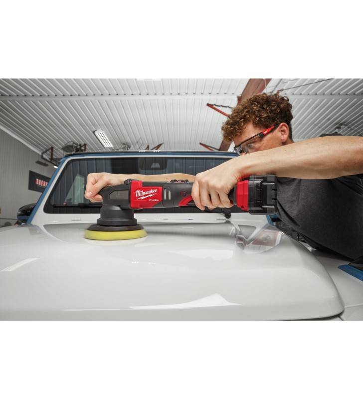 Milwaukee - 4933492352 - Polisseuse orbitale M18 FUEL™ avec une course de 15 mm.
